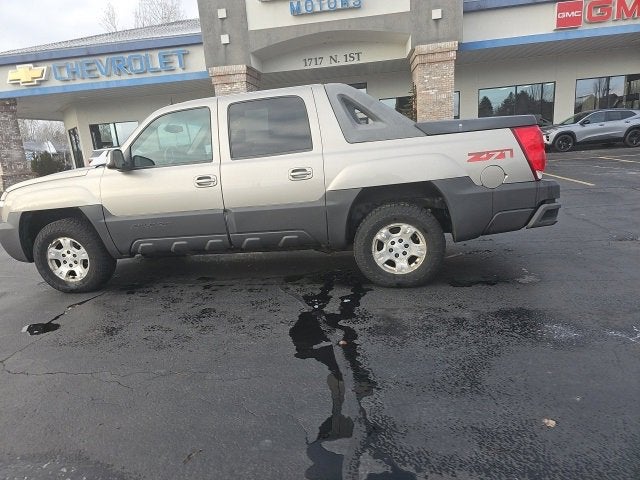 2003 Chevrolet Avalanche BASE