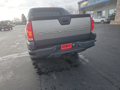 2003 Chevrolet Avalanche BASE