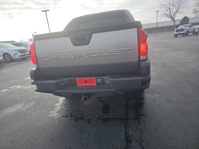 2003 Chevrolet Avalanche BASE