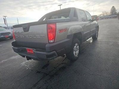 2003 Chevrolet Avalanche BASE