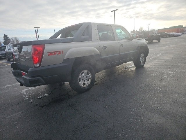 2003 Chevrolet Avalanche BASE