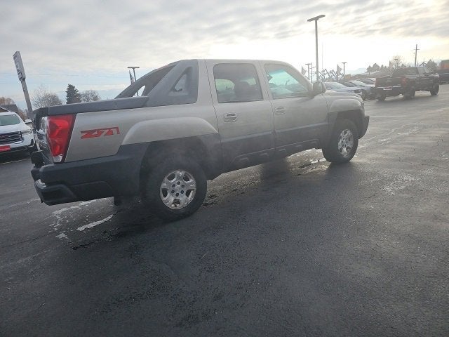 2003 Chevrolet Avalanche BASE