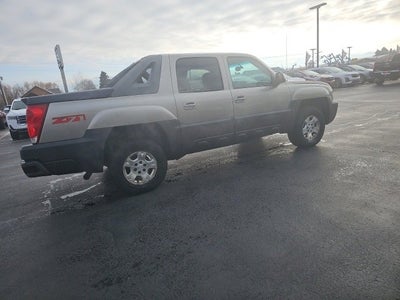 2003 Chevrolet Avalanche BASE