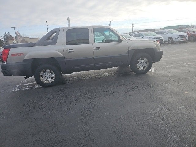 2003 Chevrolet Avalanche BASE