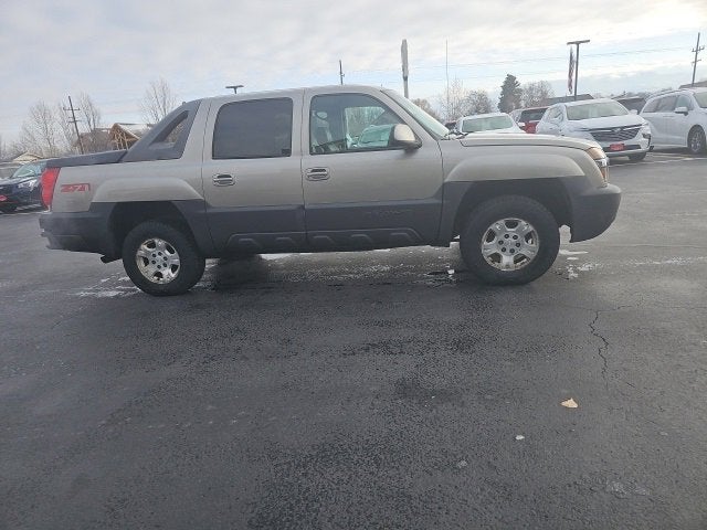 2003 Chevrolet Avalanche BASE