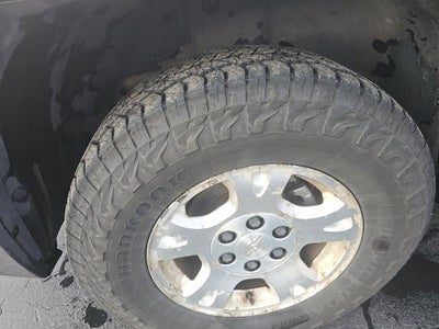 2003 Chevrolet Avalanche BASE