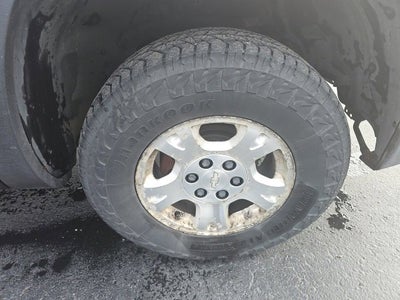 2003 Chevrolet Avalanche BASE