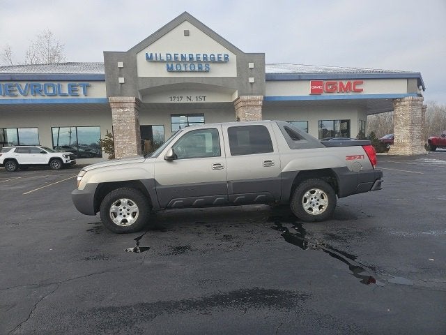 2003 Chevrolet Avalanche BASE