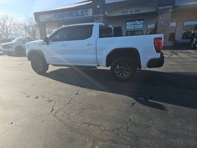 2024 GMC Sierra 1500 AT4X