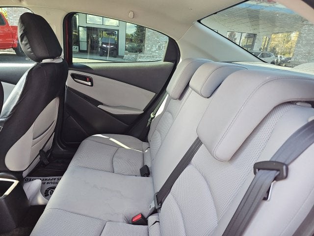 2020 Toyota Yaris Sedan L
