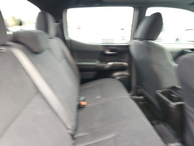 2016 Toyota Tacoma SR