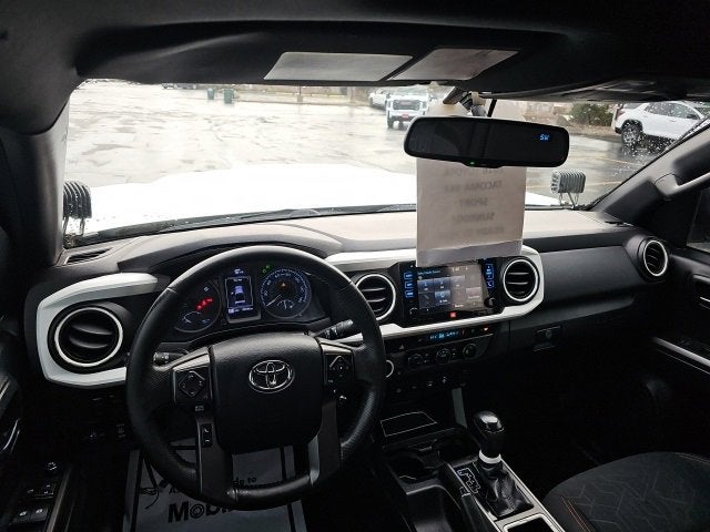 2016 Toyota Tacoma SR