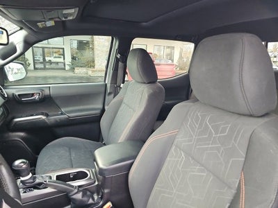 2016 Toyota Tacoma SR