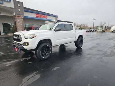 2016 Toyota Tacoma SR