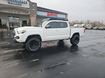2016 Toyota Tacoma SR