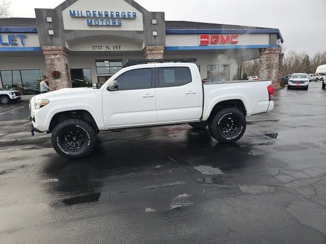 2016 Toyota Tacoma SR