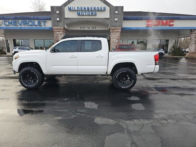 2016 Toyota Tacoma SR