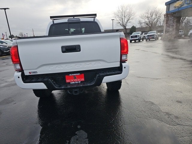 2016 Toyota Tacoma SR