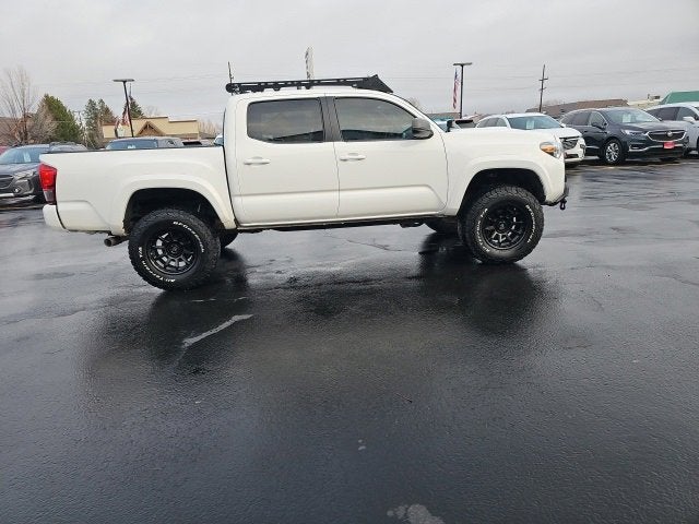 2016 Toyota Tacoma SR