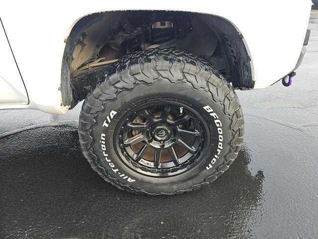 2016 Toyota Tacoma SR