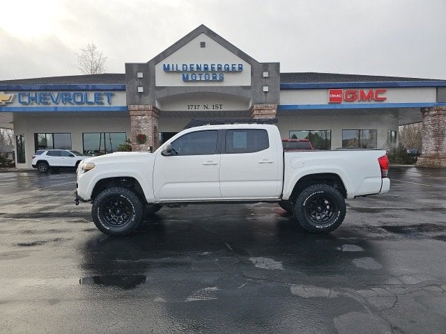 2016 Toyota Tacoma SR