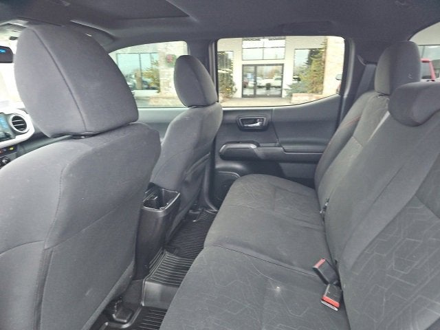 2016 Toyota Tacoma SR