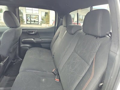 2016 Toyota Tacoma SR