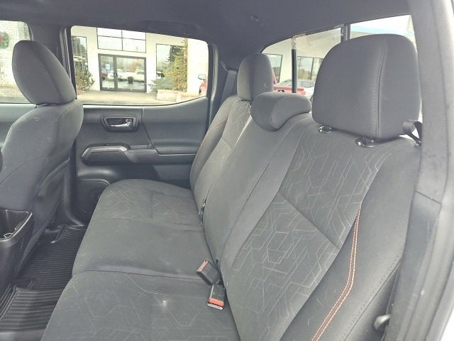 2016 Toyota Tacoma SR