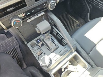 2024 Toyota Tacoma 4WD SR5