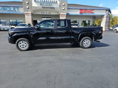 2024 Toyota Tacoma 4WD SR5