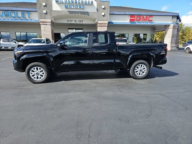 2024 Toyota Tacoma 4WD SR5