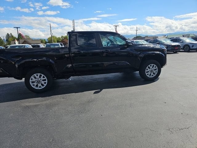 2024 Toyota Tacoma 4WD SR5