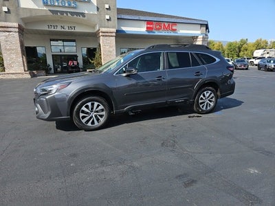 2025 Subaru Outback Premium