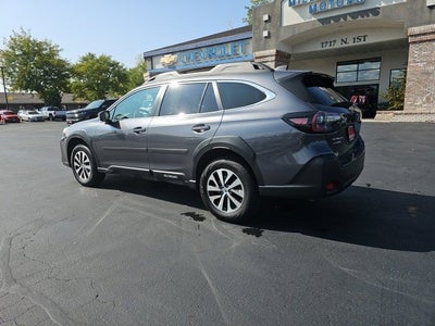 2025 Subaru Outback Premium