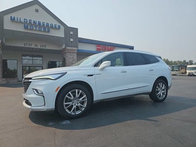 2023 Buick Enclave Essence