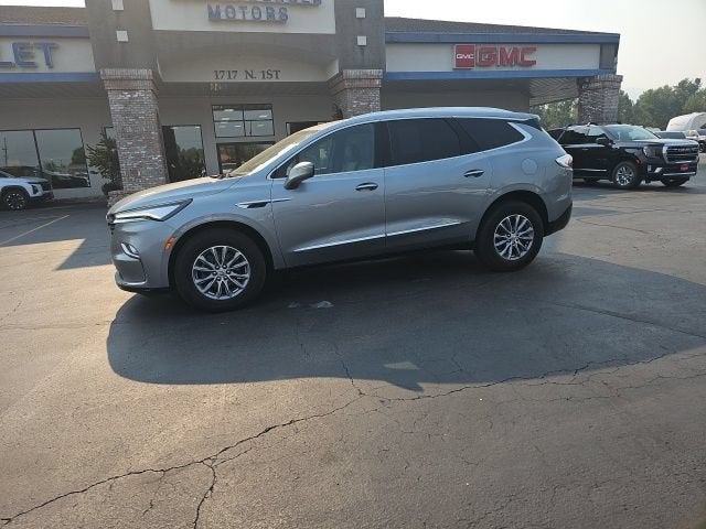 2023 Buick Enclave Essence