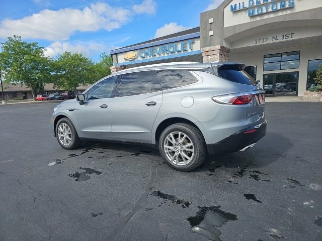 2023 Buick Enclave Premium