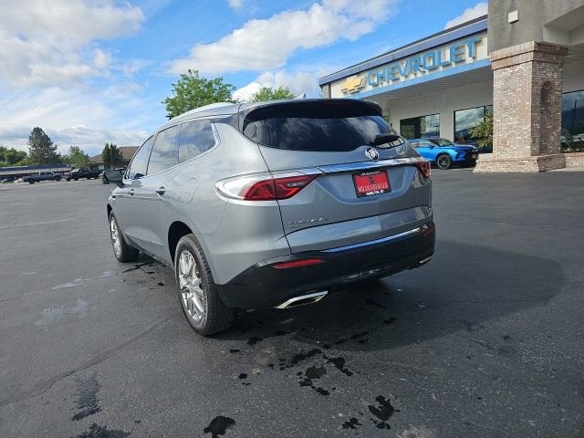 2023 Buick Enclave Premium