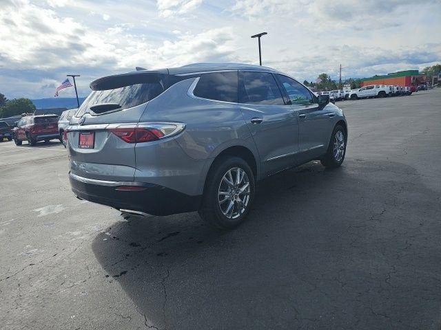 2023 Buick Enclave Premium