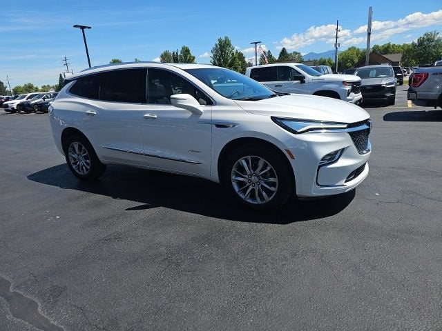 2023 Buick Enclave Avenir