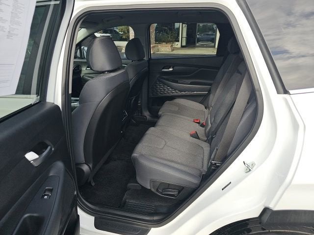 2021 Hyundai Santa Fe SE