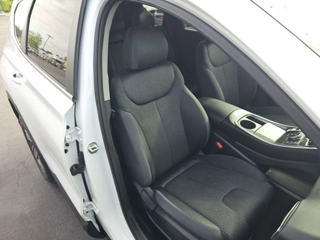 2021 Hyundai Santa Fe SE