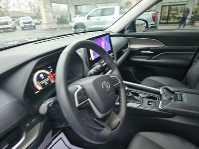 2024 Toyota Grand Highlander XLE