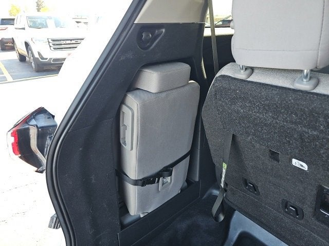 2025 Toyota Sienna LE