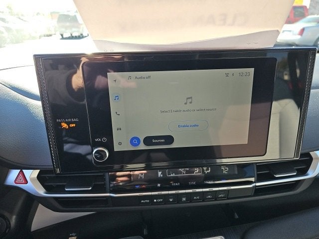 2025 Toyota Sienna LE