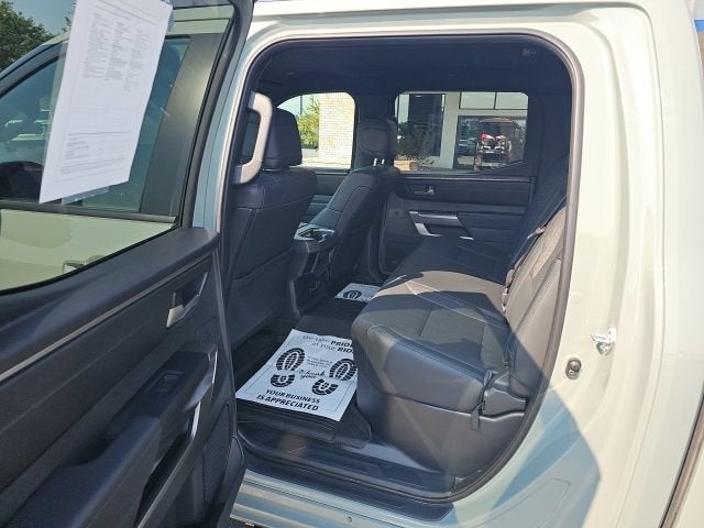2025 Toyota Tundra 4WD SR5