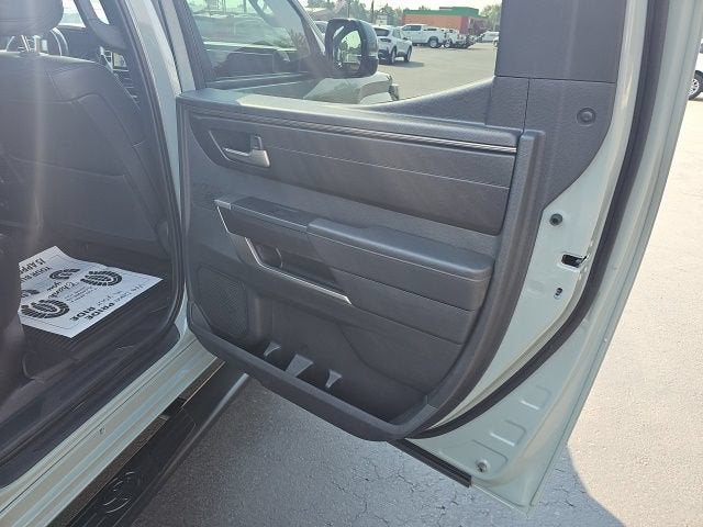 2025 Toyota Tundra 4WD SR5