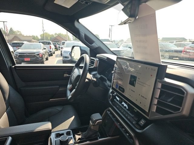 2025 Toyota Tundra 4WD SR5