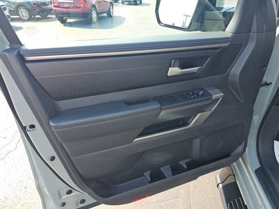 2025 Toyota Tundra 4WD SR5