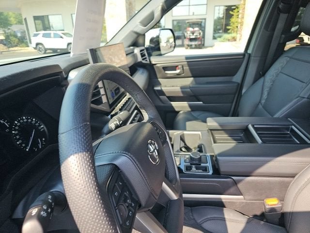 2025 Toyota Tundra 4WD SR5